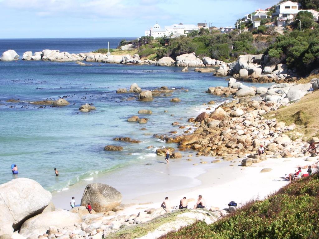 Port Of Call Simon's Town Exterior photo